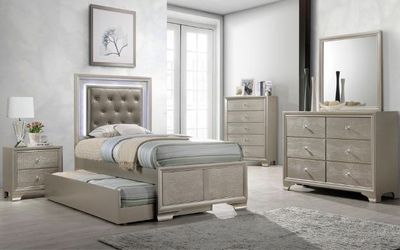 Lyssa Trundle Youth Bedroom Set