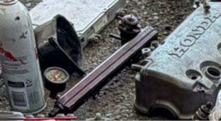 AEM fuel rail and regulator d series