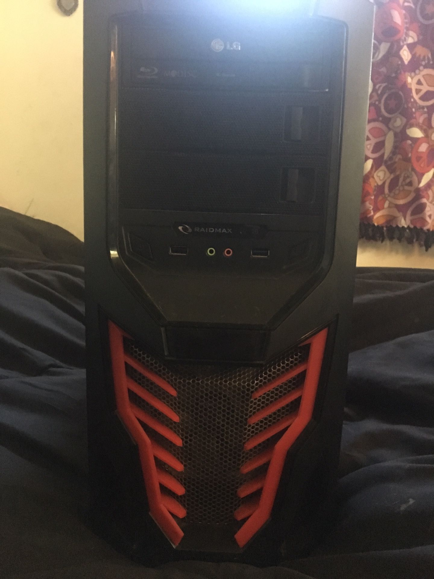Gaming Computer - 4790k - GTX 970 - All specs in photos - Depending on location will come to you!