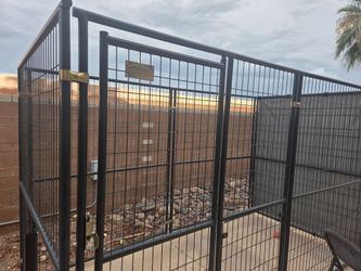 Price reduced! Retriever Heavy-Duty Outdoor Dog Kennel