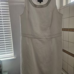 White Elegant Dress Size 12