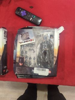 Medicom MAFEX Justice League Batman Action Figure