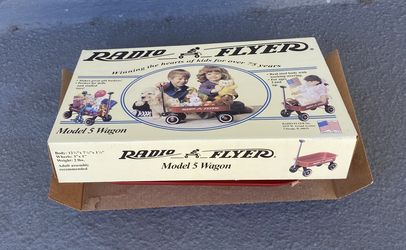 AVAILABLE Radio Flyer Model 5 Toy Wagon - Read The Description BEFORE You Text Me, Please