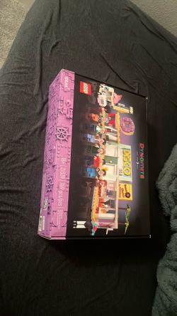 BTS LEGO set