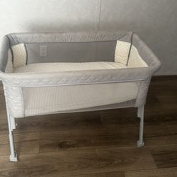 Travel bassinet Or Fill Time bassinet