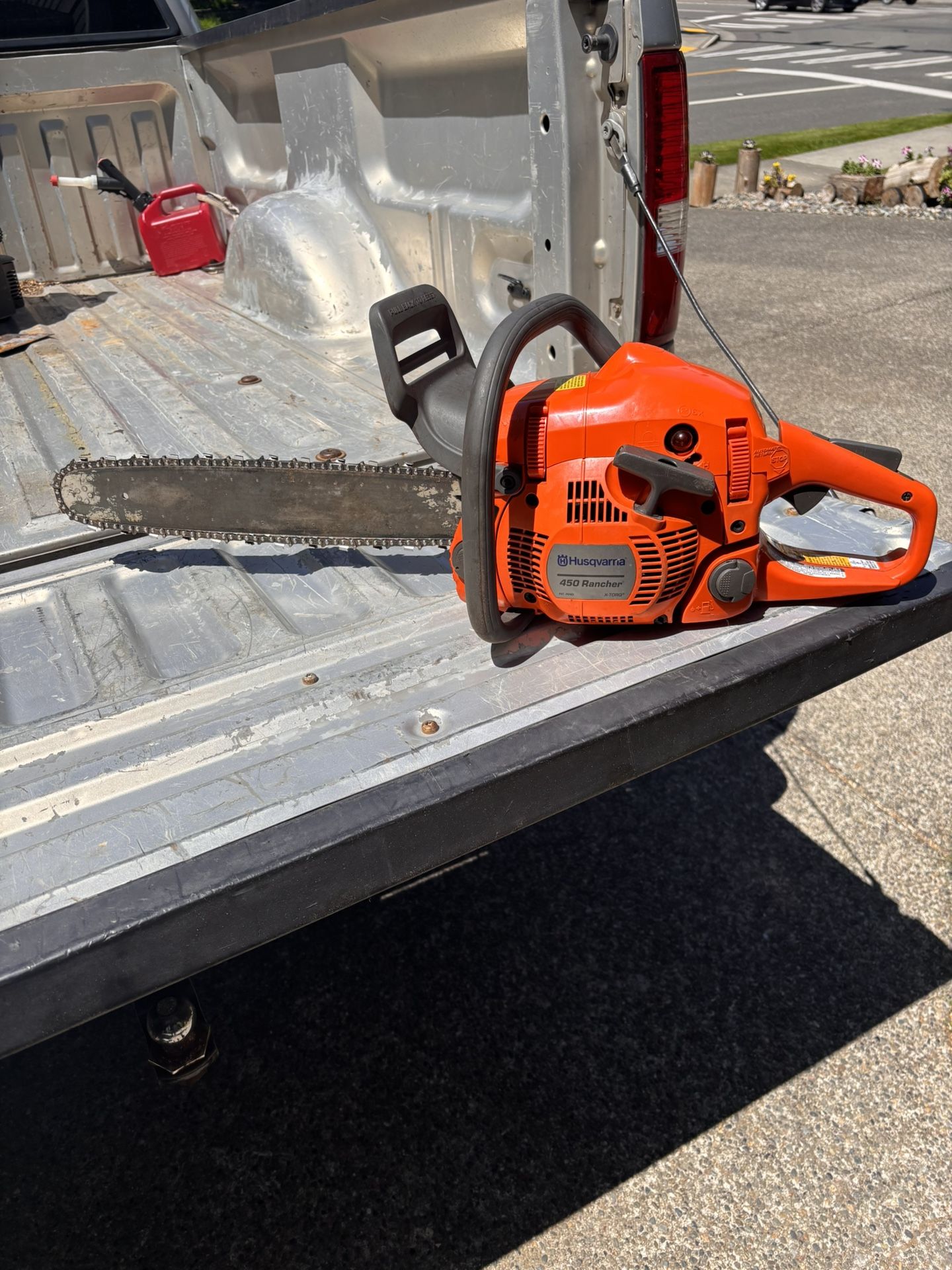 Clean Husqvarna 450 Rancher Chainsaw