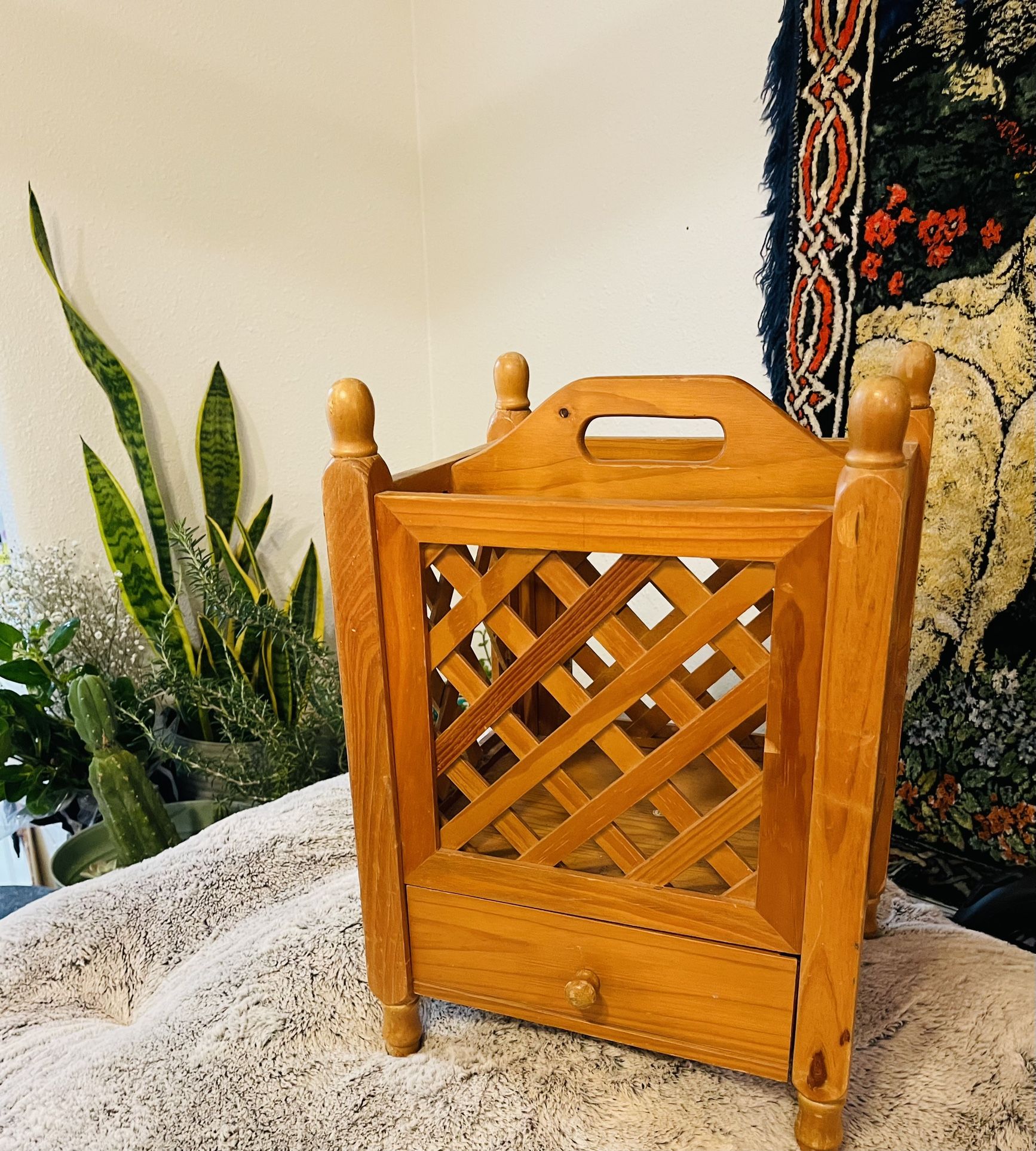 French Country Style Magazine Holder