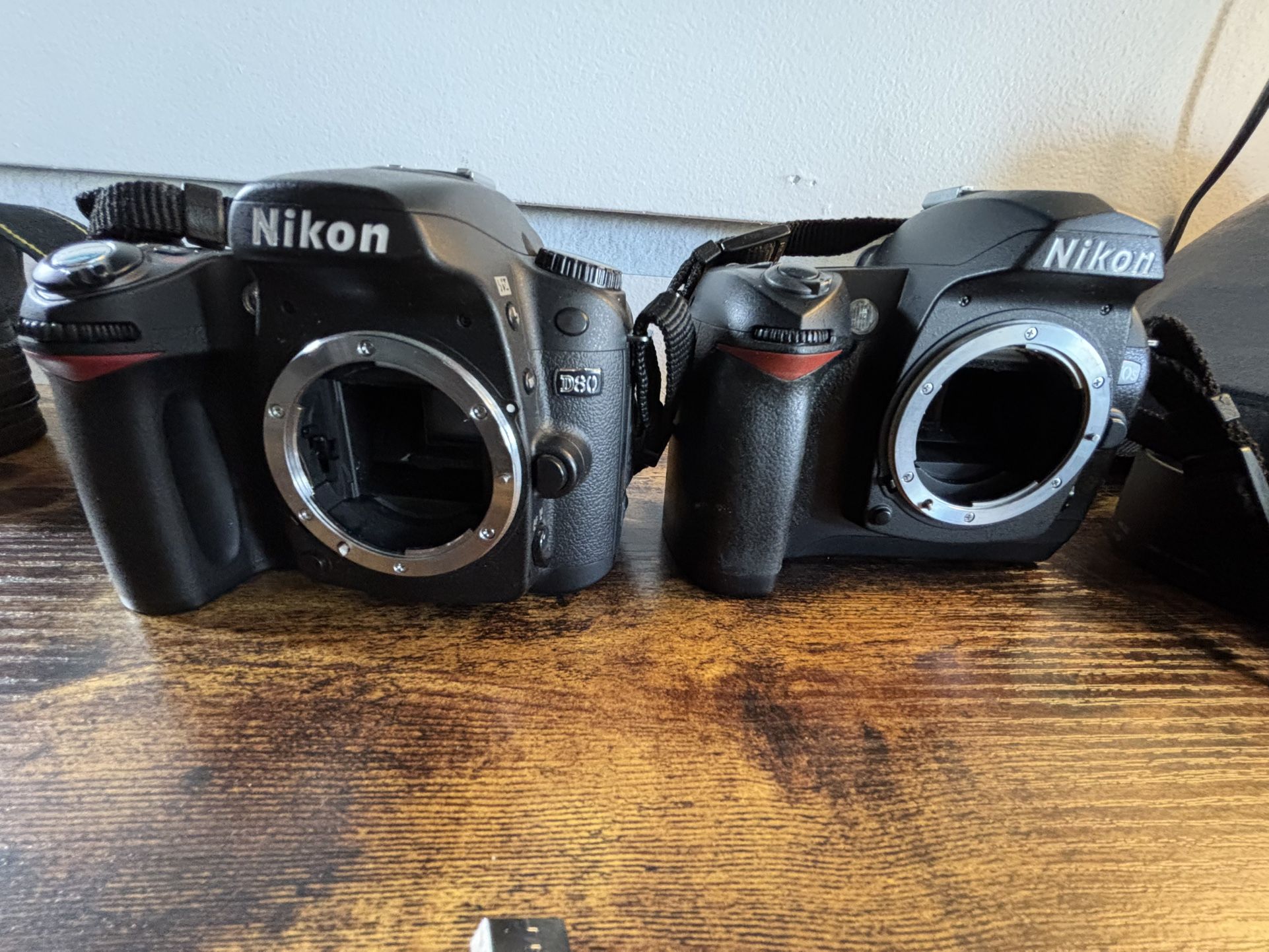 Nikon D70 And D80 Caneras, Lenses, Batteries Cases