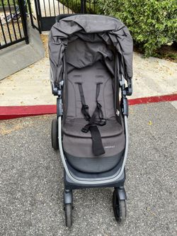 Chicco keyfit 30 bravo 3-in- 1 stroller with infant car seat