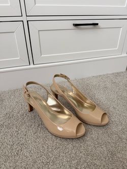 Nude heels size 9