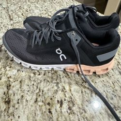 ON RUNNING CLOUDFLOW Women Shoes