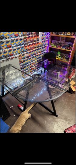 L Shaped Table