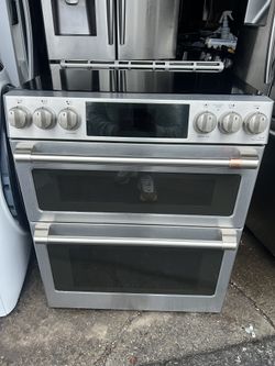 Cafe Electric Stove Like New 