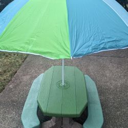 Step2 Naturally Playful™ Toddler Kids Picnic Table with Five & Below Umbrella