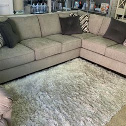 Brqnd New 2Pc Sectional 