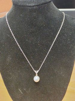 DOL 925 Sterling Silver Pearl Solitaire Necklace - Yellow Accent Stone