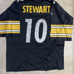 Starter Cordell Stewart 