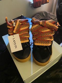 Lanvin Curb