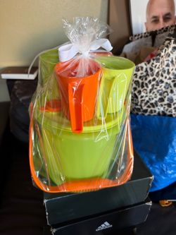 Tupperware