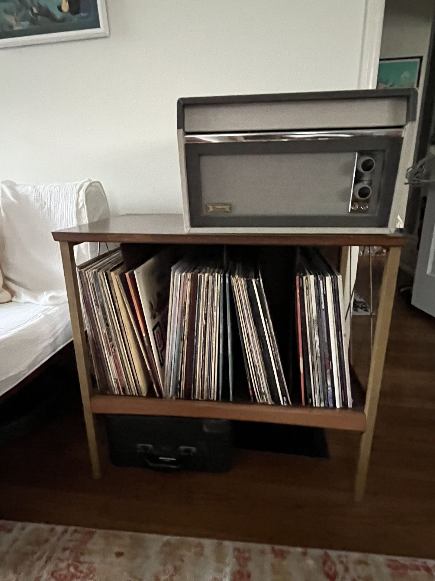 Record player Stand And Cabinet