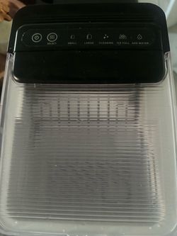 Ice maker