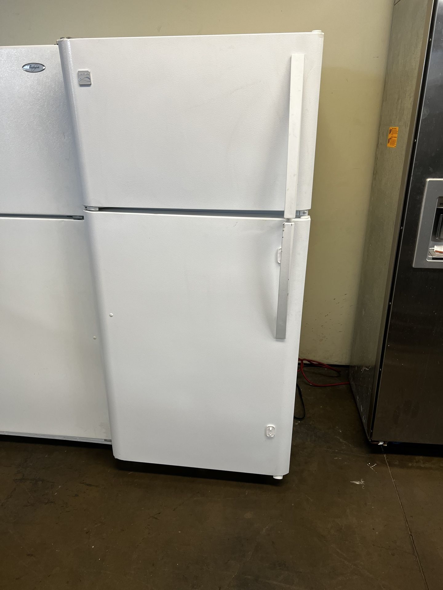 Kenmore 18 Cu Ft Top Freezer Refrigerator Apartment Size