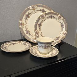 Fine Bone China 