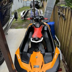 Jet Sky Seadoo Spark 2019