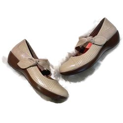 Dansko AINSLEY Beige Mary Jane Comfort Shoes