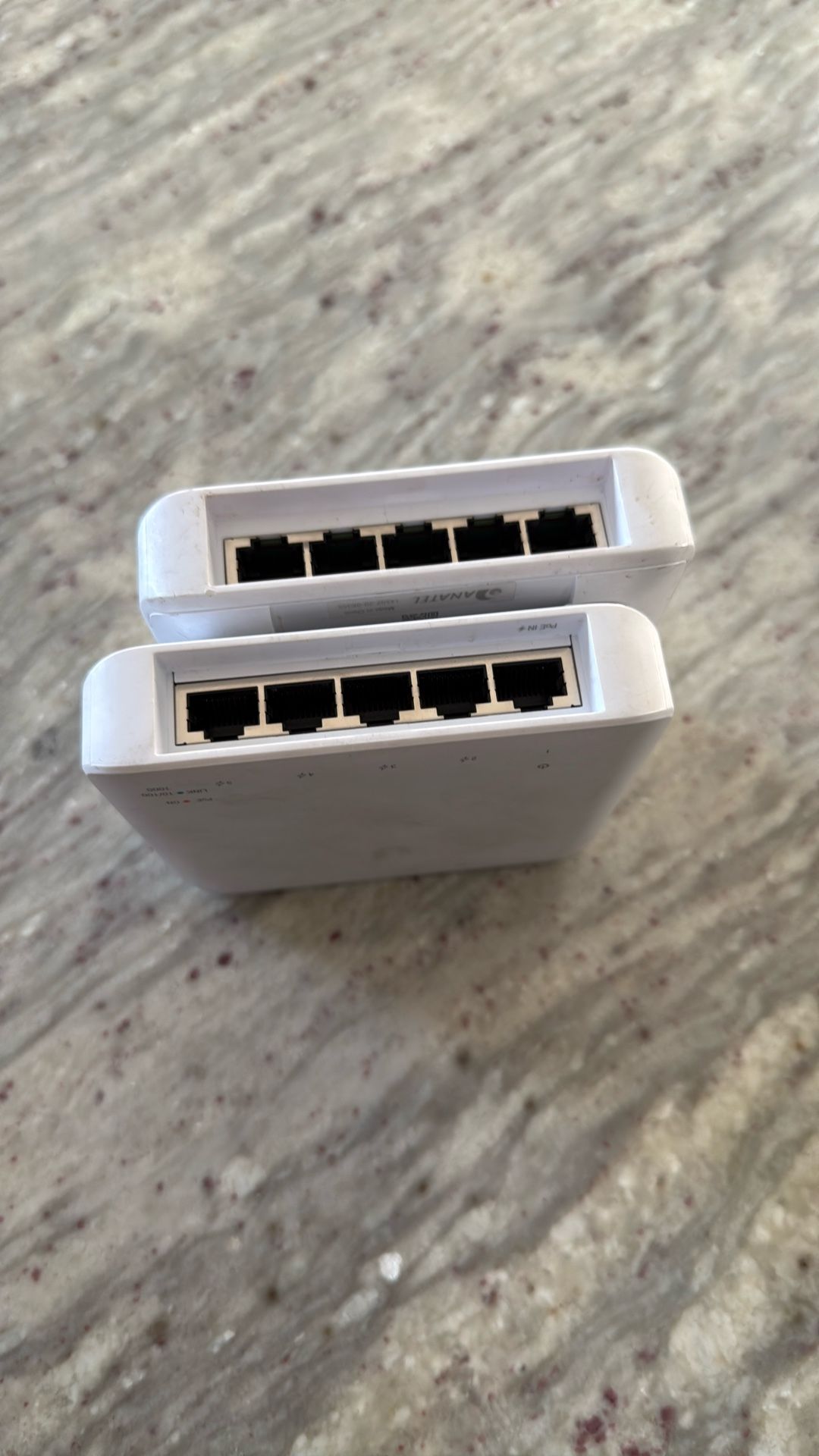 Unifi Network Switch