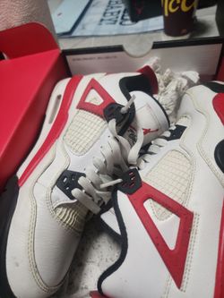 Jordan 4