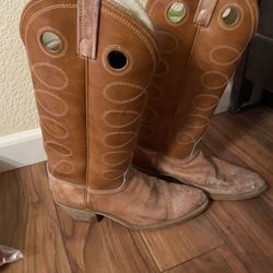 Boots Ladies 9.5