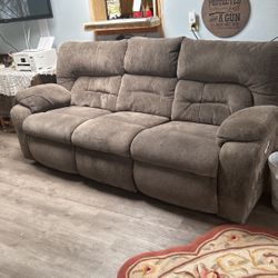 Reclining Sofa