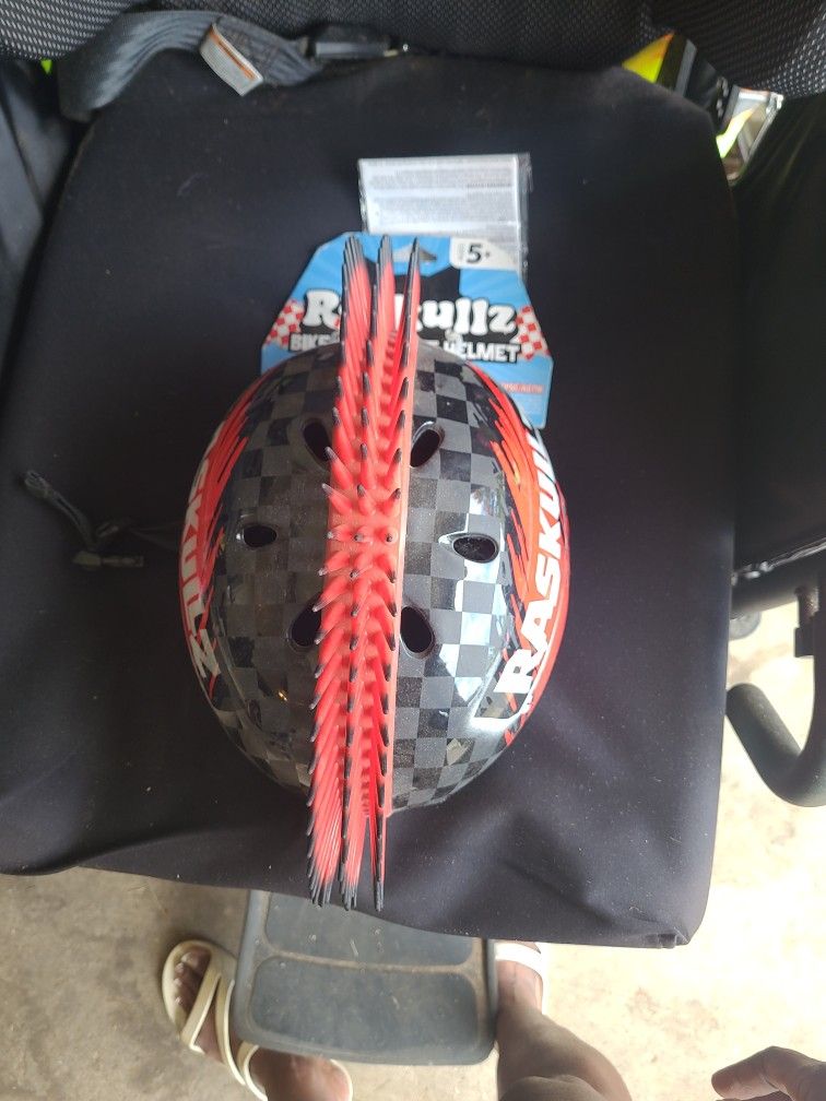 Raskullz Hawk Mohawk Bike Helmet