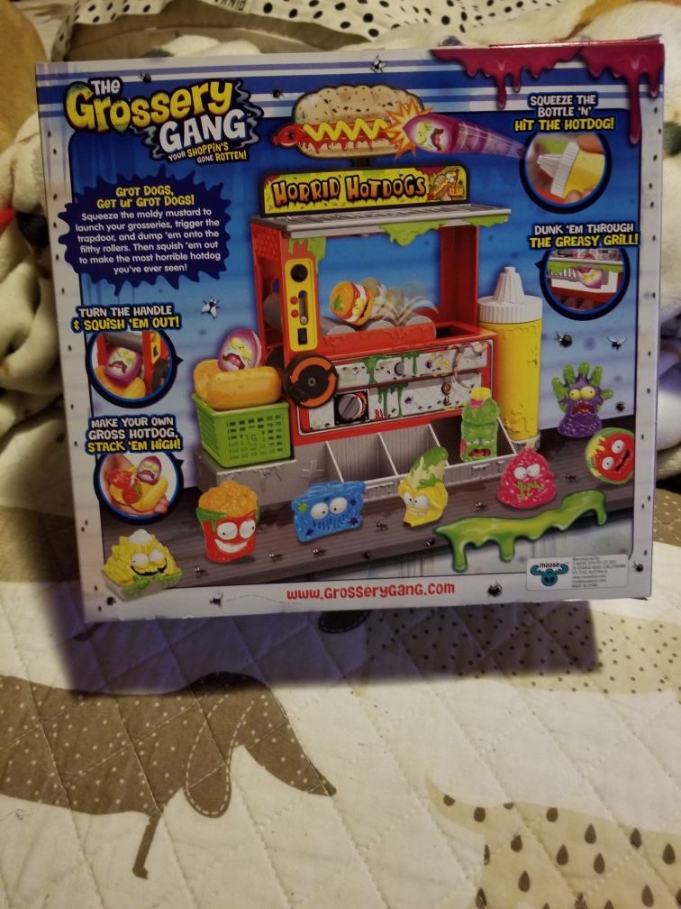 Grossery gang 2024 horrid hot dog