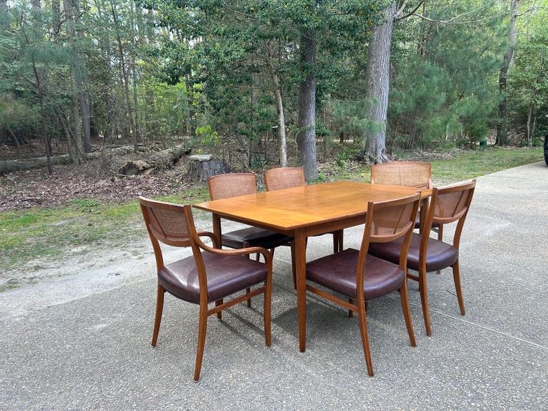 Mid Century Drexel Parallel Dining Set w/6 cane back chairs/2 leaves