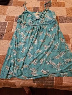 Ambrielle XL. Short Gown