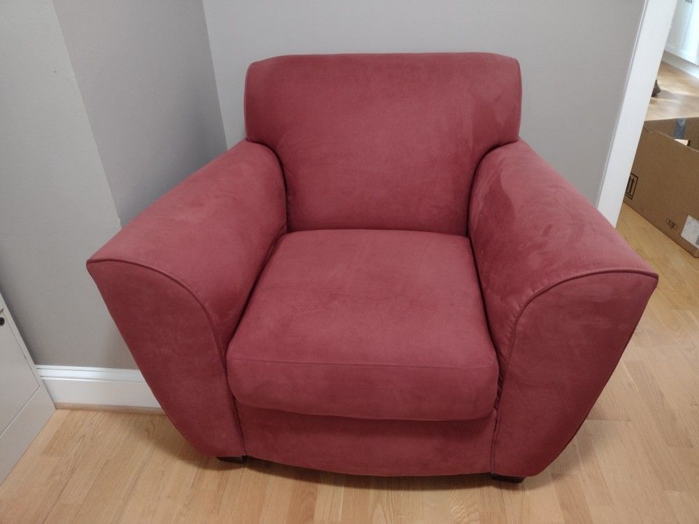 Oversized Chair In Excellent Condition