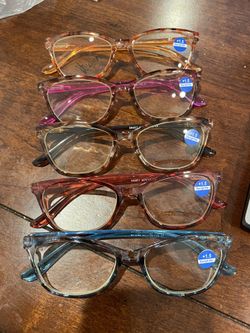 5 Pairs Of Reading Glasses