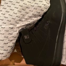 Fila Sneakers Size  10 Men’s