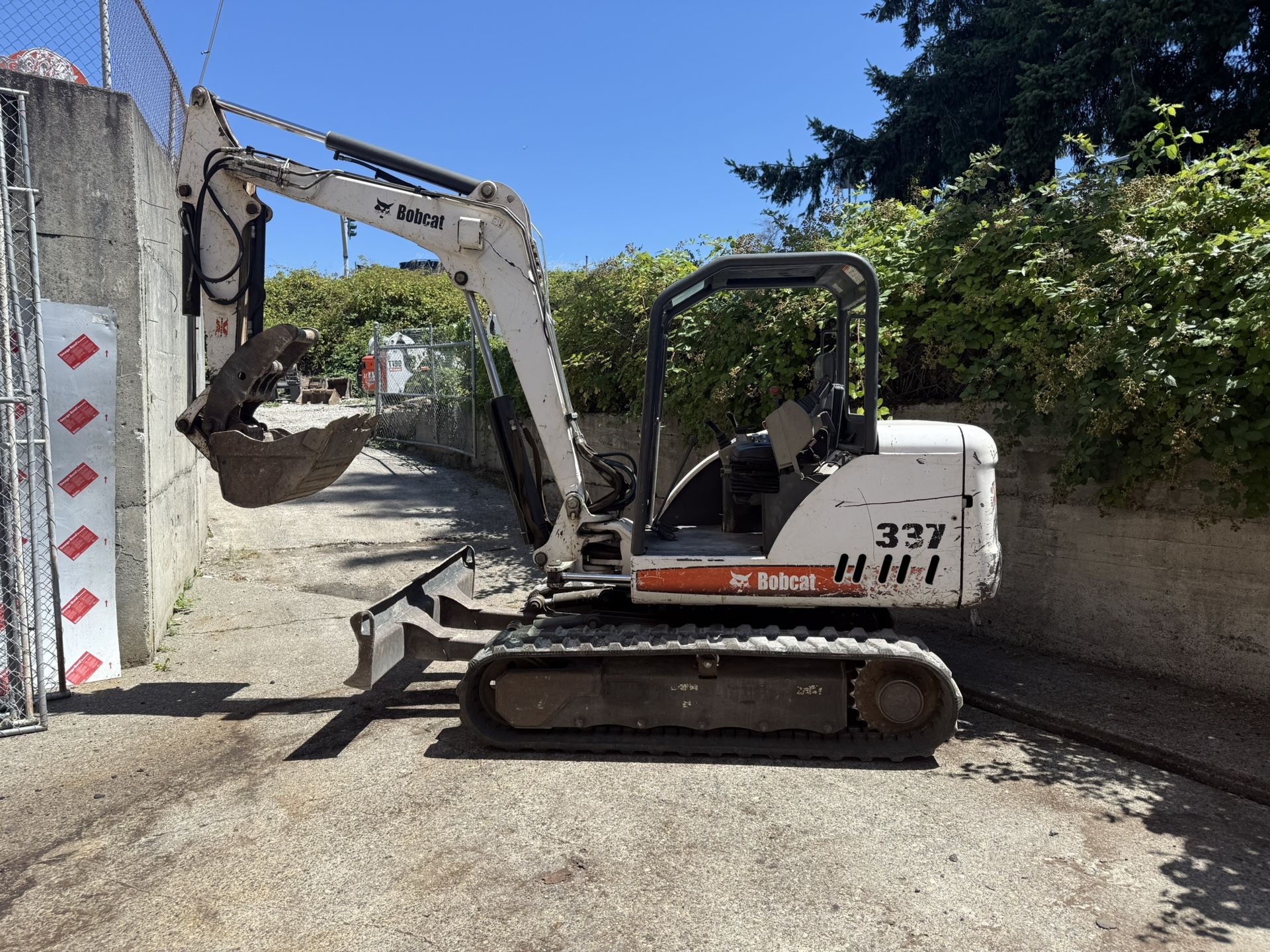 2005 Bobcat 337 Excavator