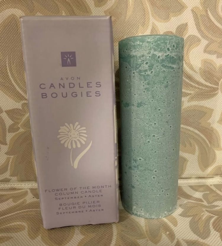 Avon September Aster Pillar Candle