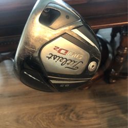 Titleist 910 D2 Driver 9.5