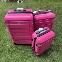SUITCASES LUGGAGES BRAND NEW WHOLE SALE PRICING