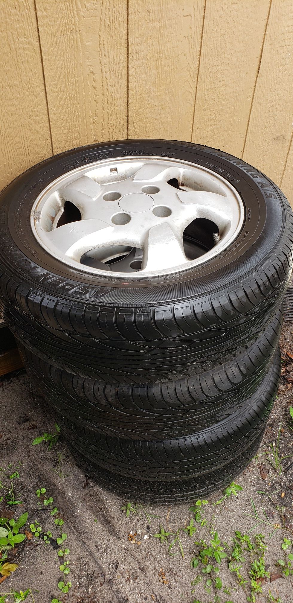 1993 Honda Accord original Rims