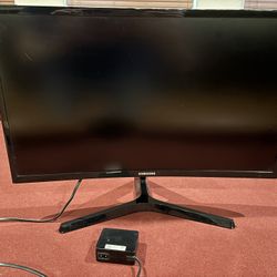 Samsung Curved Monitor For Computer Or Gaming Use 