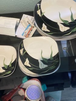 Set Of Plates