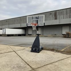 Basketball Hoop 