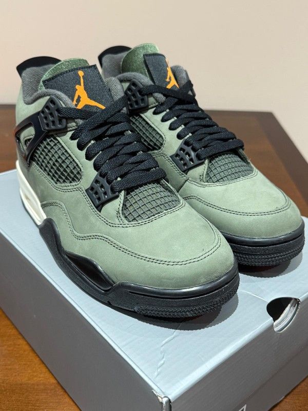 Air Jordan 4 Retro X  UNDEFEATED 