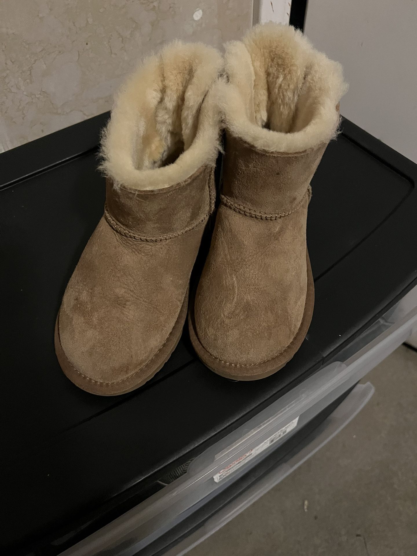 Girls Uggs